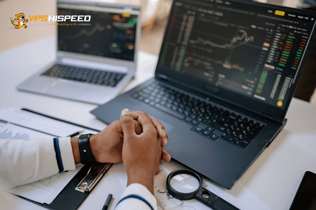 Professional day trading setup using a Forex VPS to monitor live forex charts and execute trades with low latency